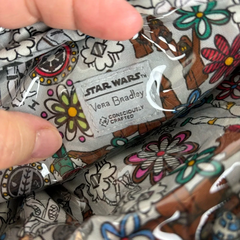 Vera Bradley Star Wars Far, Far Away Medium Cosmetic Bag-NWOT - Picture 9 of 14